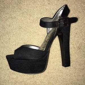 Black High Heels